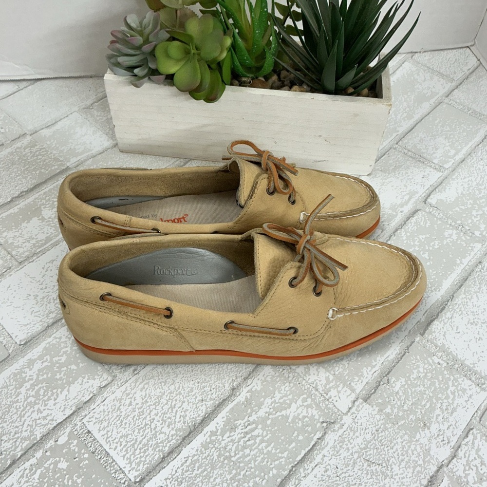 Rockport women's  Beige Boat Shoes - Picture 2 of 4